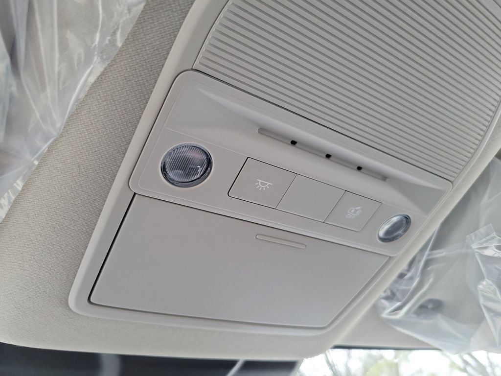 New 2026 Nissan Sentra SV w/ SV Convenience Package FWD image 31