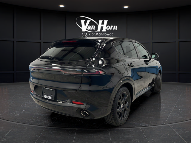 Used 2024 Dodge Hornet R/T Plus w/ R/T Blacktop Package AWD/4WD image 7