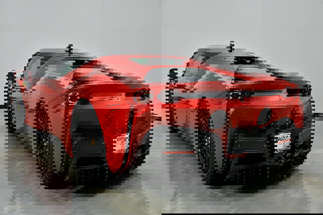 Used 2023 Ferrari SF90 Stradale image 9
