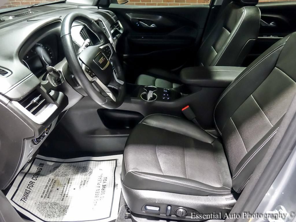 Used 2024 GMC Terrain SLT w/ Infotainment Package II FWD image 13