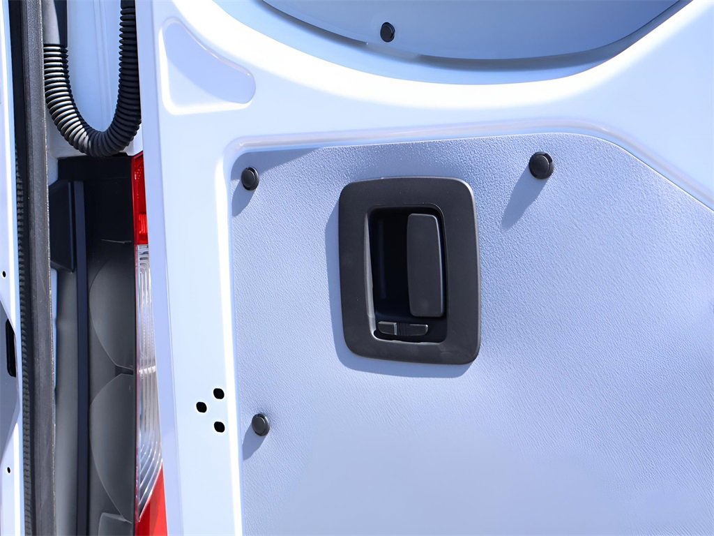 Used 2024 Mercedes-Benz Sprinter 3500 image 23