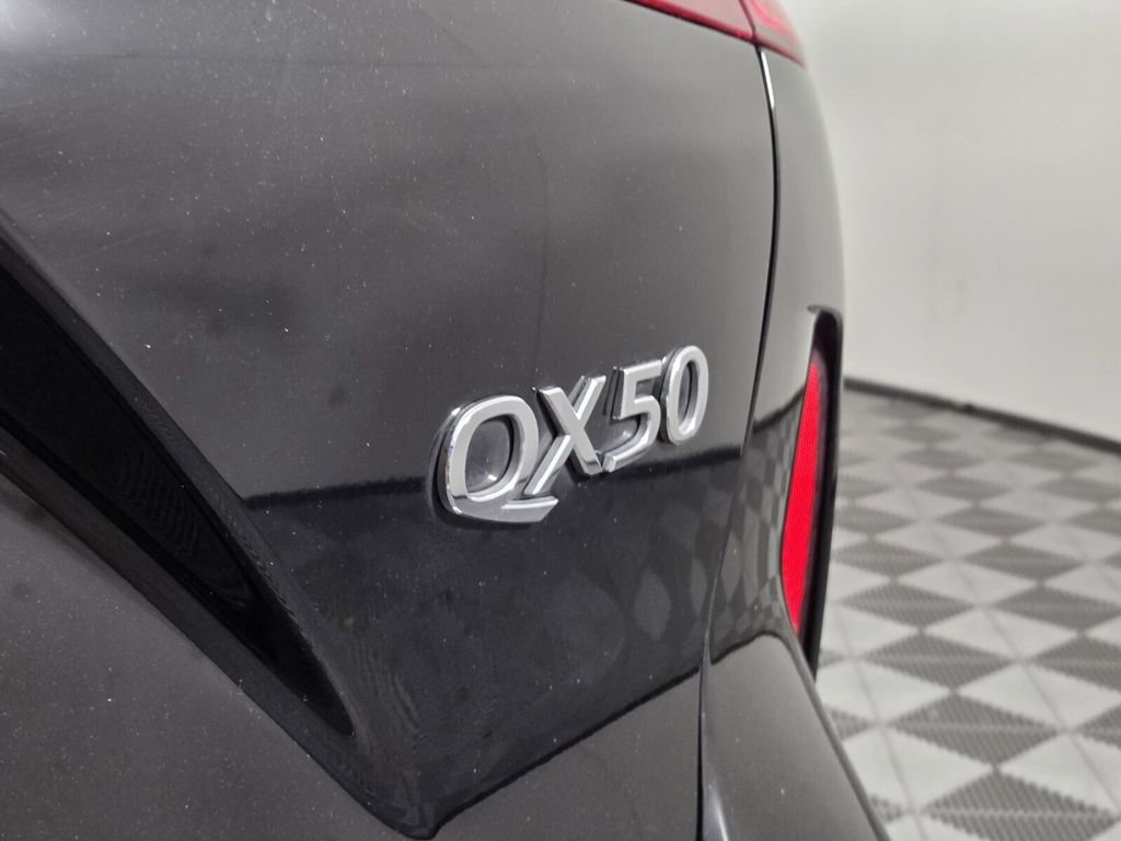 Used 2023 INFINITI QX50 Luxe image 27