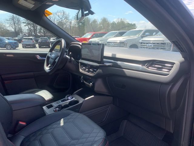 Certified 2023 Ford Escape ST-Line Elite w/ Premium Technology Package AWD/4WD image 16