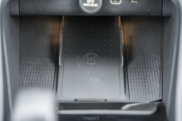 New 2026 Volvo XC40 B5 Ultra w/ Protection Package Premier image 26