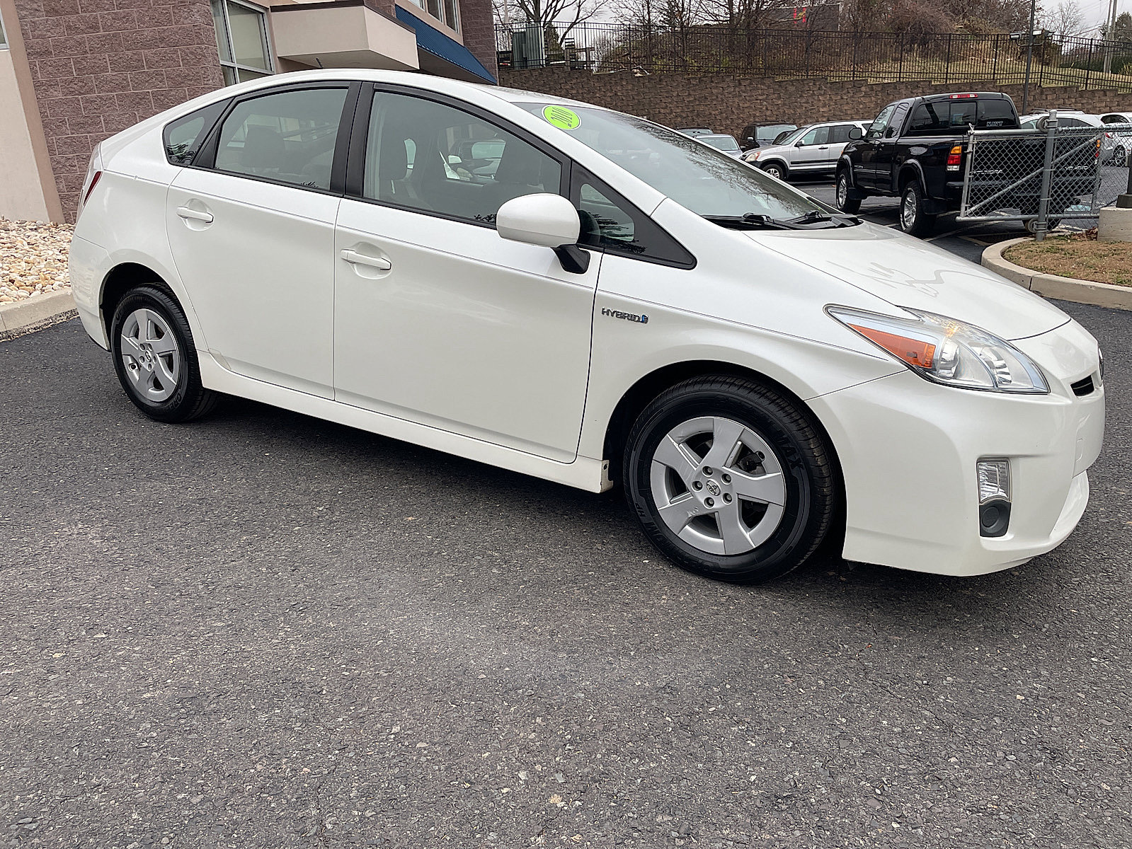 Used 2010 Toyota Prius Two FWD image 2
