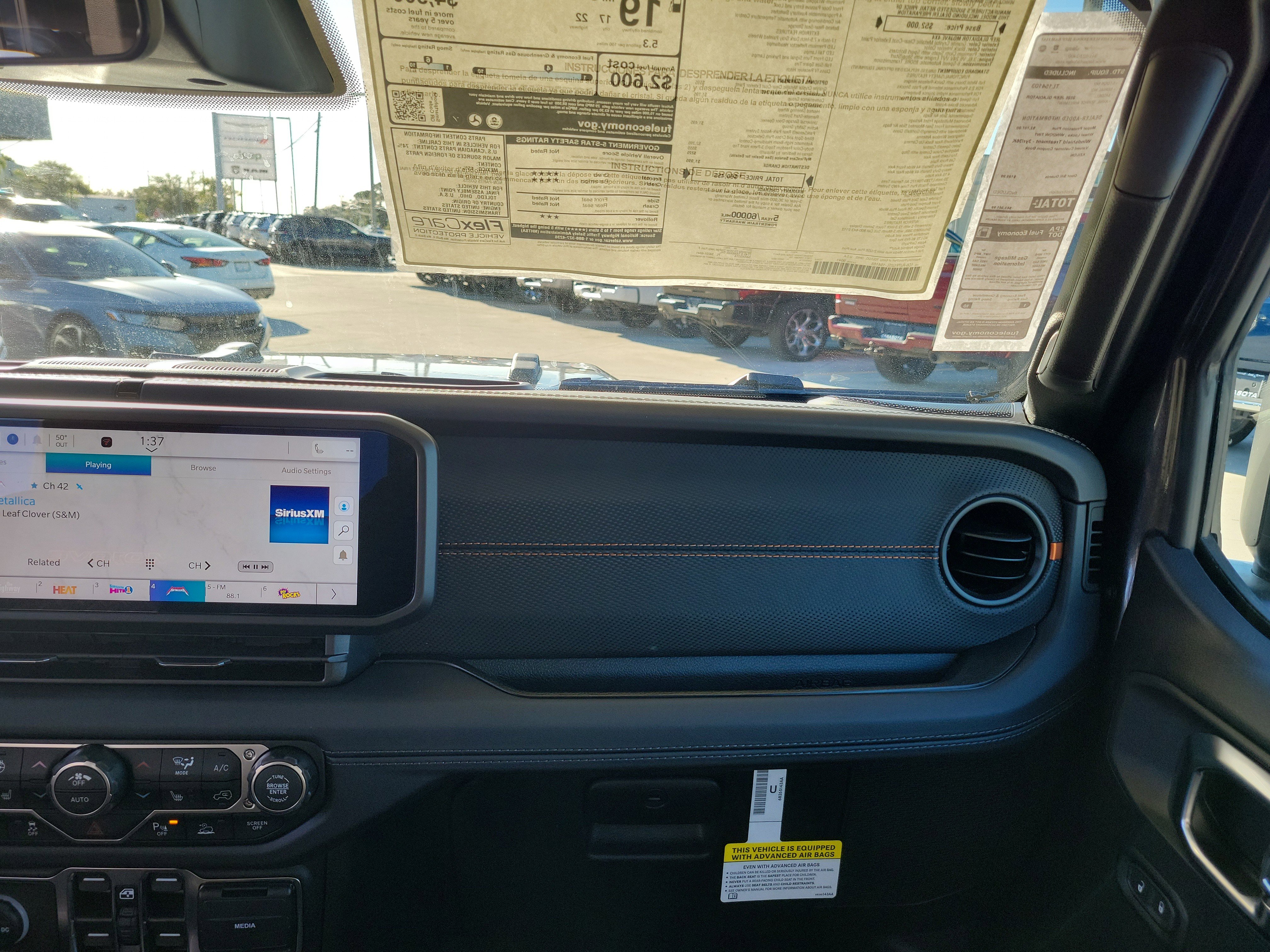 New 2026 Jeep Gladiator Mojave w/ Safety Group image 9