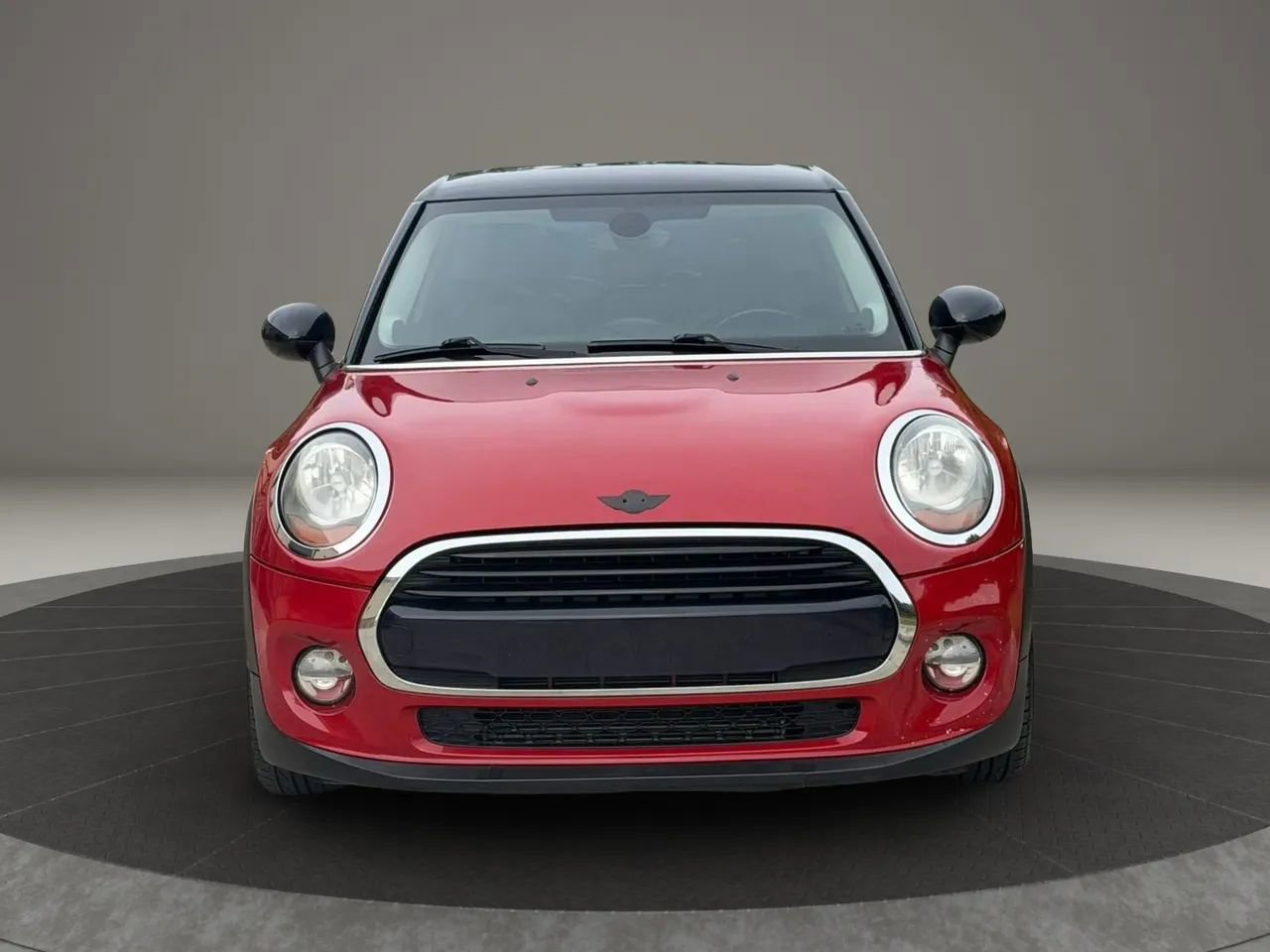 Used 2017 MINI Cooper 4-Door Hardtop FWD image 8