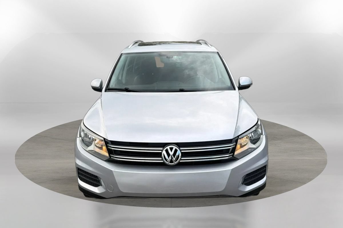 Used 2017 Volkswagen Tiguan Wolfsburg Edition AWD/4WD image 8