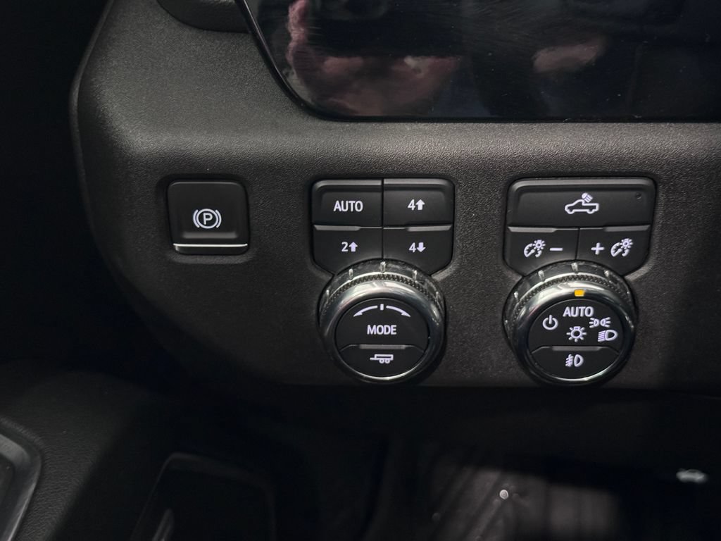Certified 2024 GMC Sierra 1500 Elevation w/ Preferred Package AWD/4WD image 26