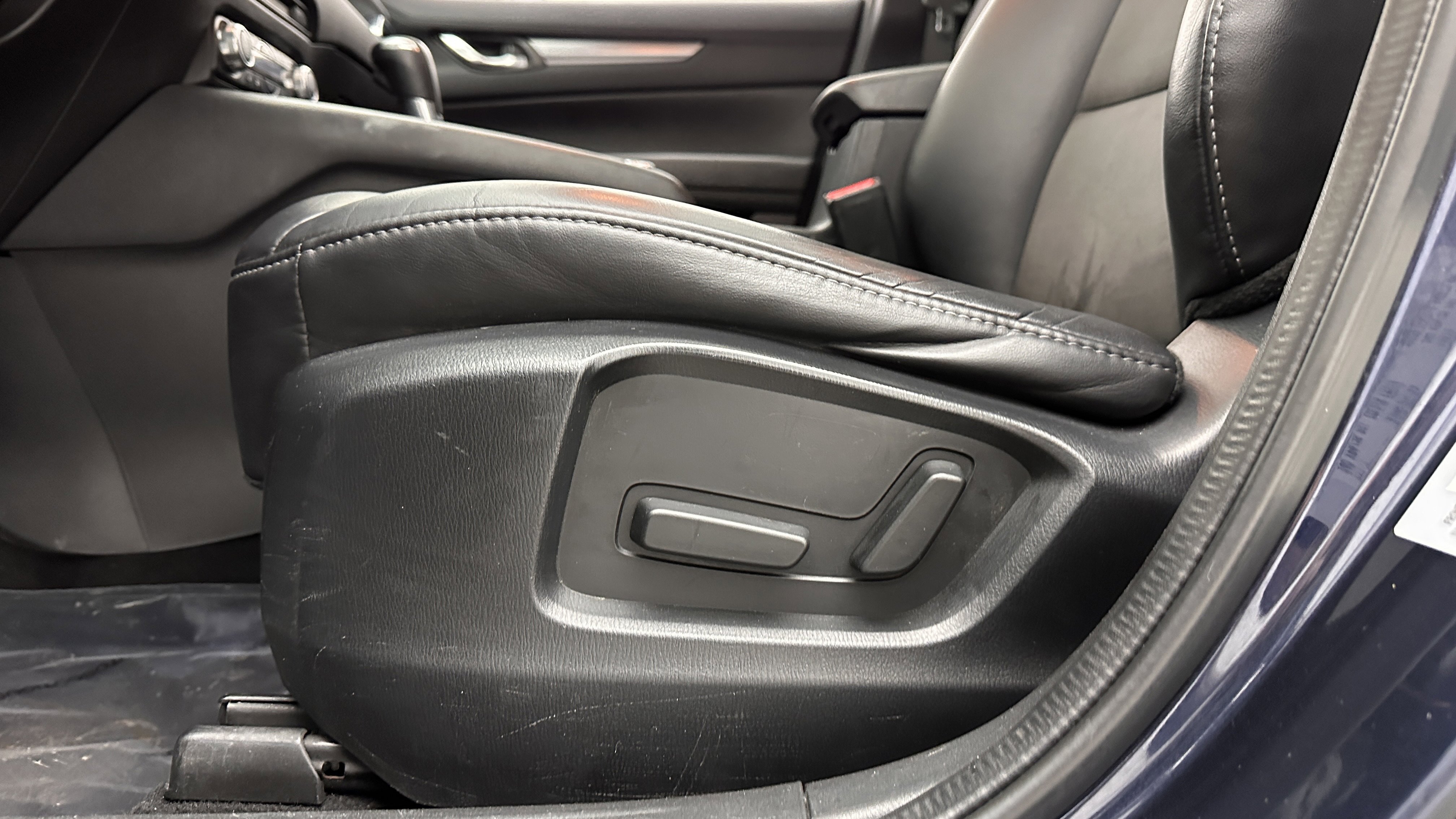 Used 2018 MAZDA CX-5 Touring w/ Preferred Equipment Package image 12