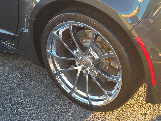 Used 2019 Chevrolet Corvette Grand Sport RWD image 15