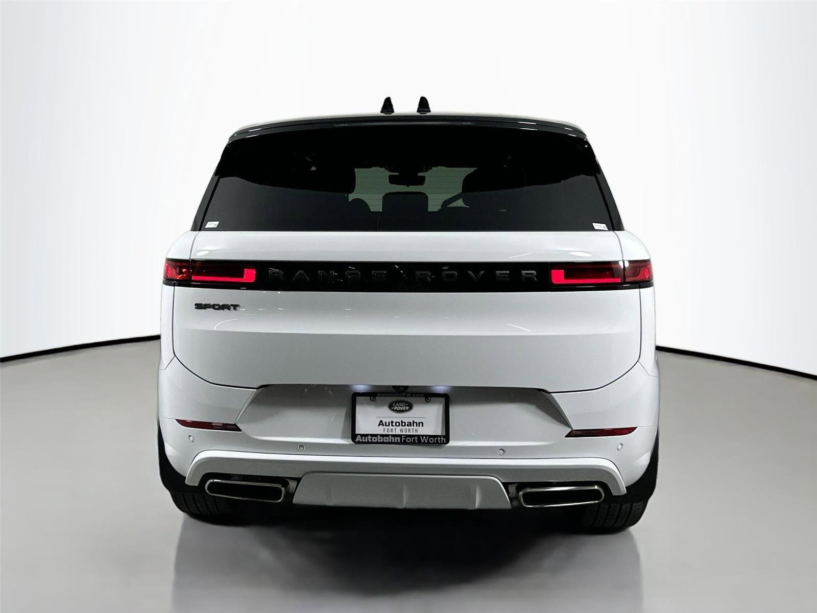Certified 2025 Land Rover Range Rover Sport Dynamic SE AWD/4WD image 5