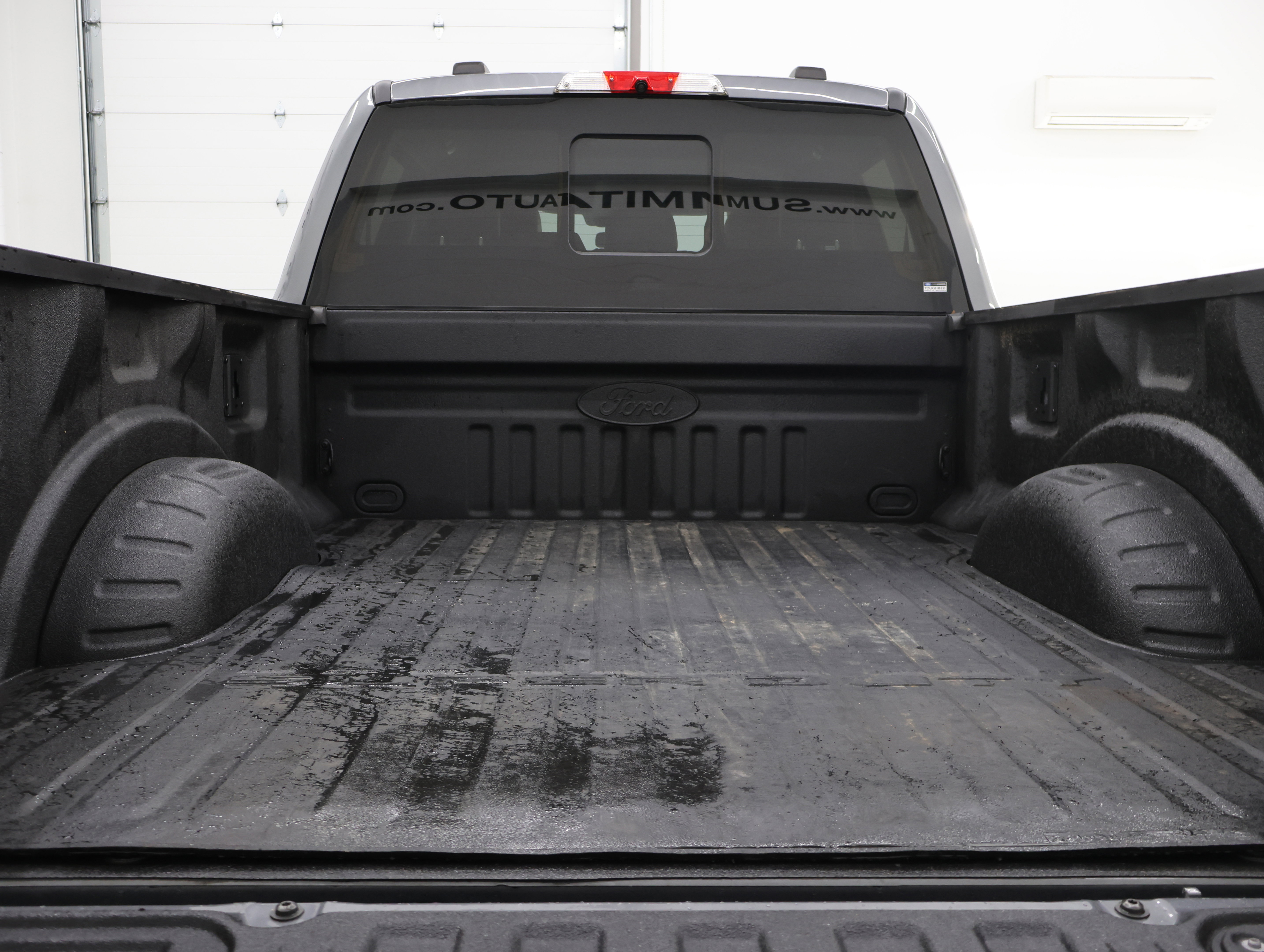 Used 2023 Ford F250 Lariat w/ Lariat Ultimate Package AWD/4WD image 32