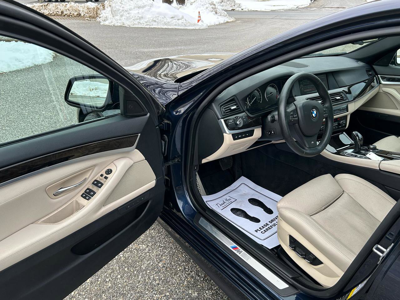 Used 2013 BMW 550i xDrive Sedan image 10