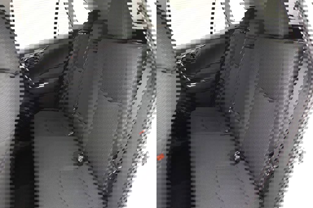 Used 2024 Toyota RAV4 LE image 10