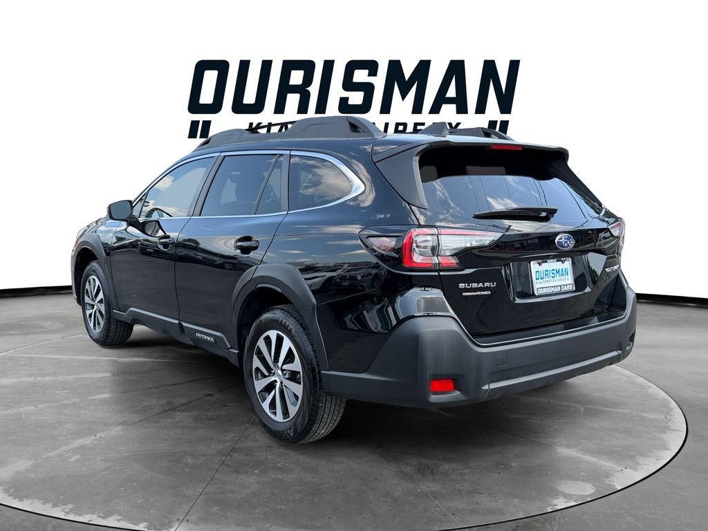 Used 2024 Subaru Outback Premium AWD/4WD image 4