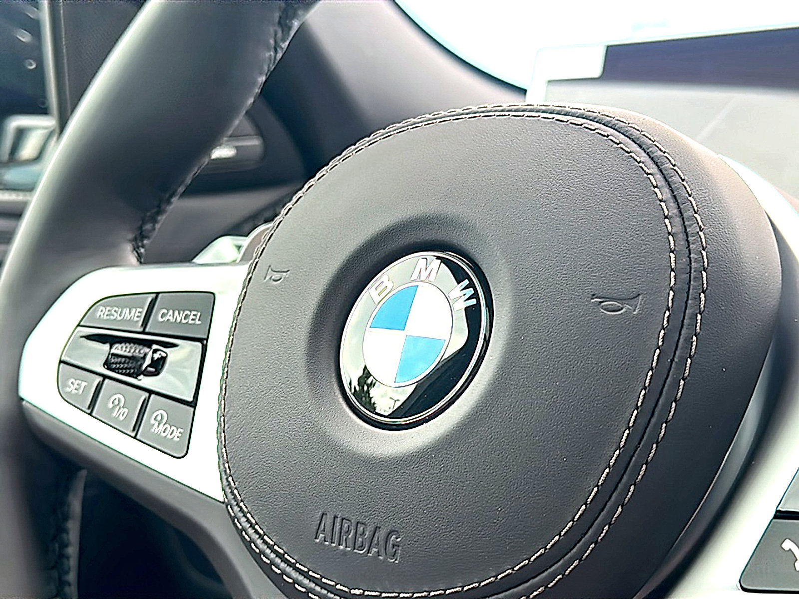 New 2027 BMW X6 xDrive40i w/ Climate Comfort Package AWD/4WD image 21