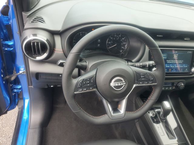Used 2023 Nissan Kicks SR w/ SR Premium Package FWD image 19
