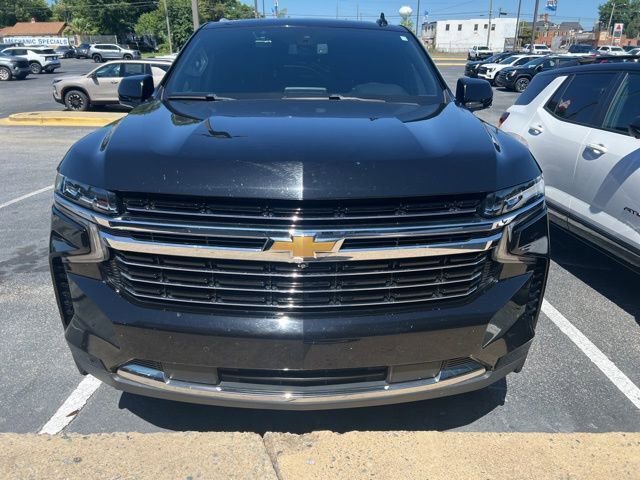 Used 2021 Chevrolet Suburban LT w/ LT Signature Package RWD image 2