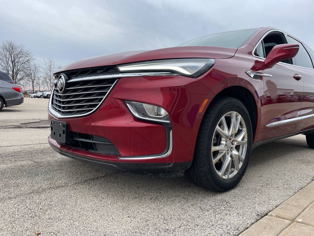 Used 2024 Buick Enclave Premium w/ Experience Buick Package image 17