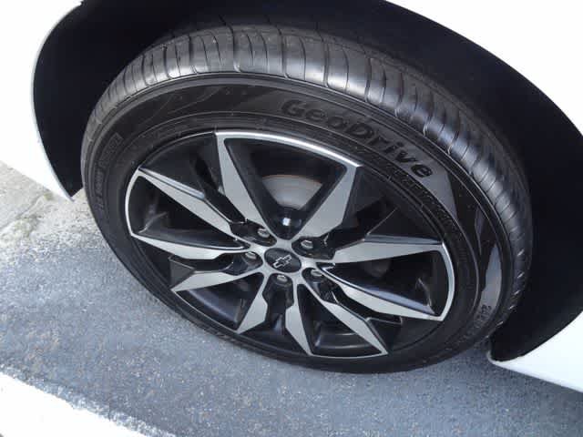 Used 2020 Chevrolet Malibu RS FWD image 19