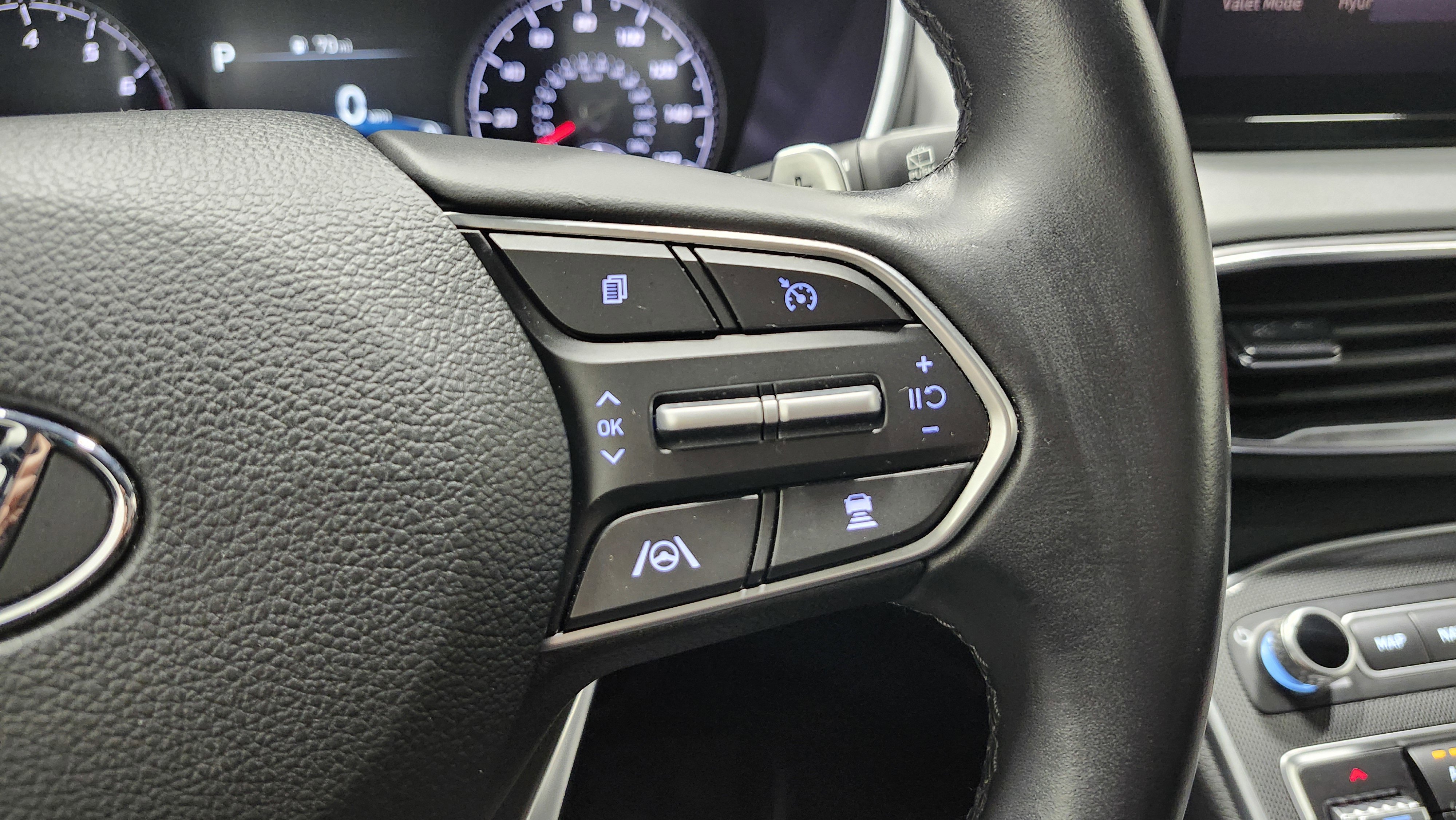 Used 2023 Hyundai Santa Fe SEL image 36