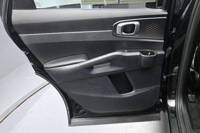 Used 2025 Kia Sorento S w/ Panoramic Sunroof Package FWD image 25