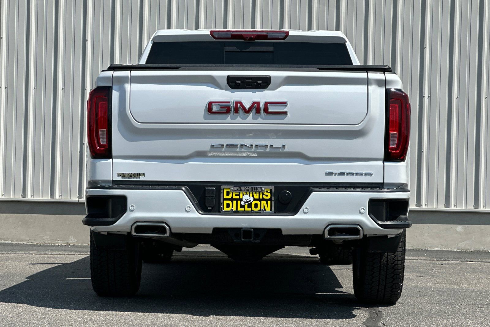 Used 2025 GMC Sierra 1500 Denali w/ Technology Package AWD/4WD image 5