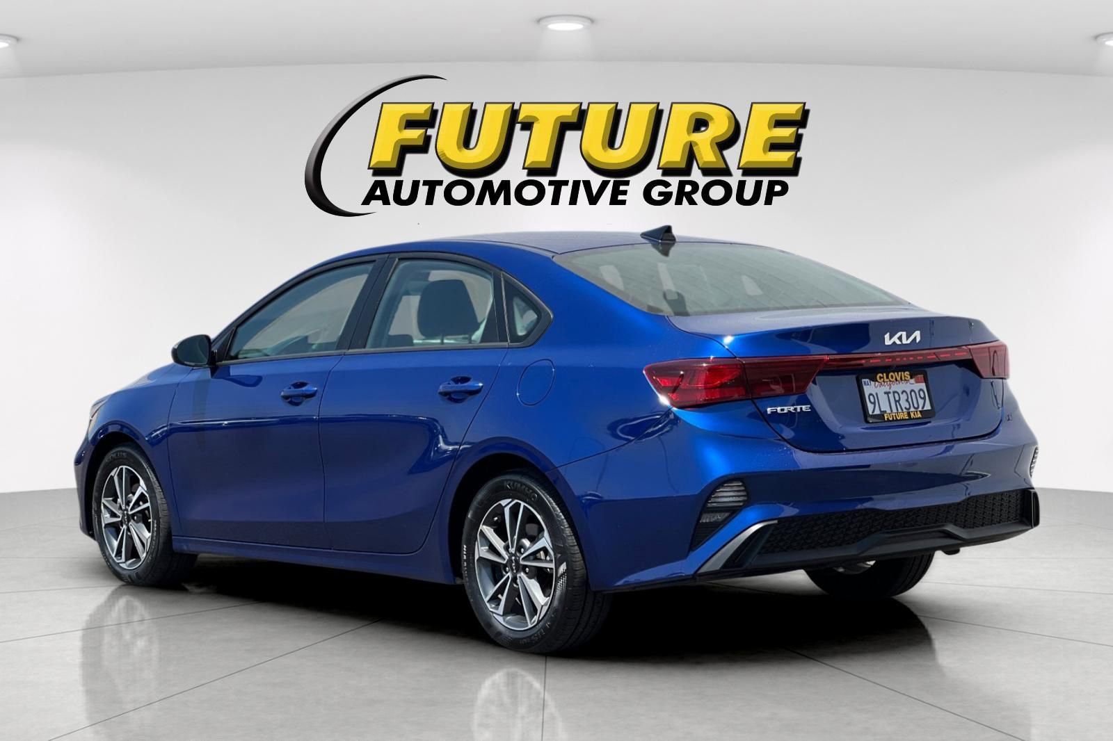 Used 2024 Kia Forte LXS FWD image 6