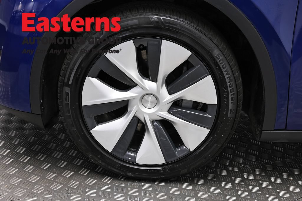 Used 2022 Tesla Model Y Long Range AWD/4WD image 25