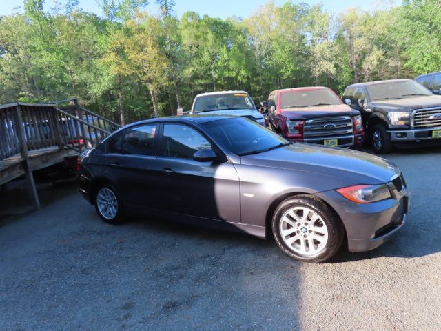 Used 2006 BMW 325i Sedan RWD image 5