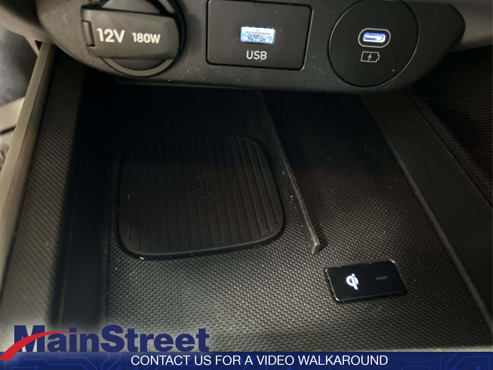Used 2025 Hyundai Elantra SEL FWD image 34