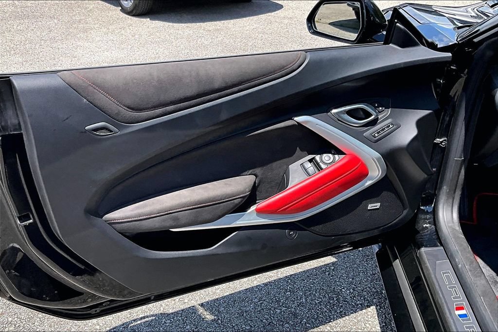 Used 2022 Chevrolet Camaro ZL1 RWD image 22
