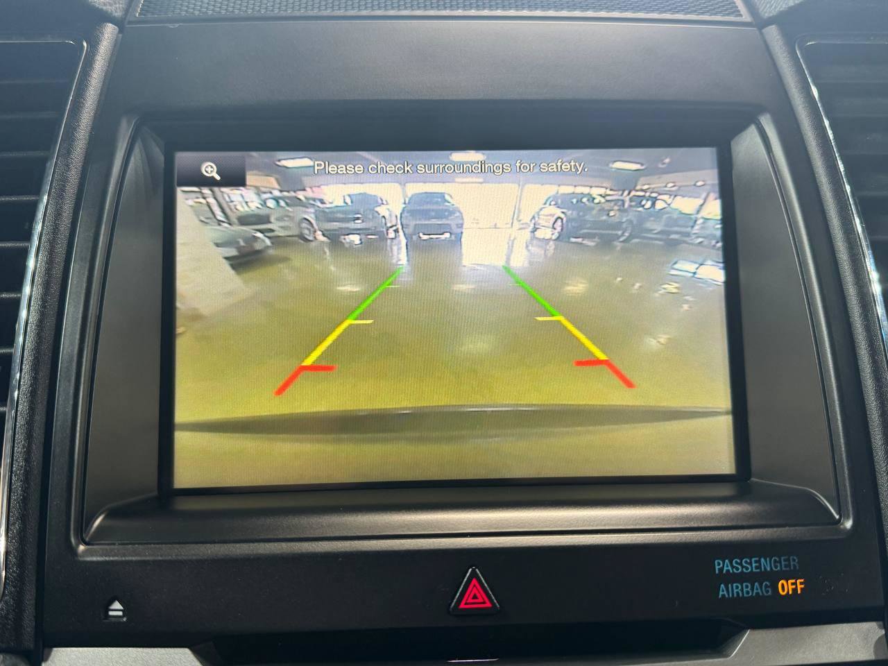 Used 2015 Ford Taurus Limited w/ Equipment Group 301A AWD/4WD image 25