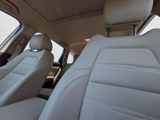 Used 2019 Honda CR-V Touring image 16