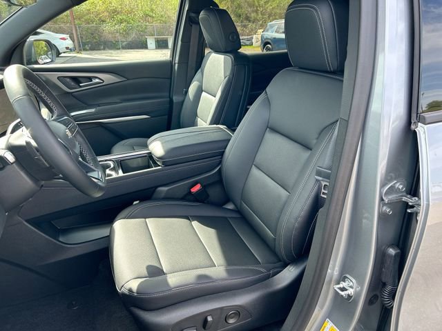 New 2026 Chevrolet Traverse LT w/ Driver Confidence Package AWD/4WD image 19