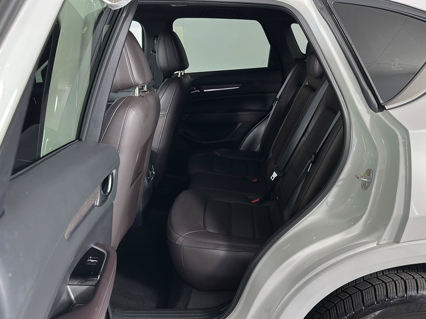 Used 2023 MAZDA CX-5 Signature AWD/4WD image 24