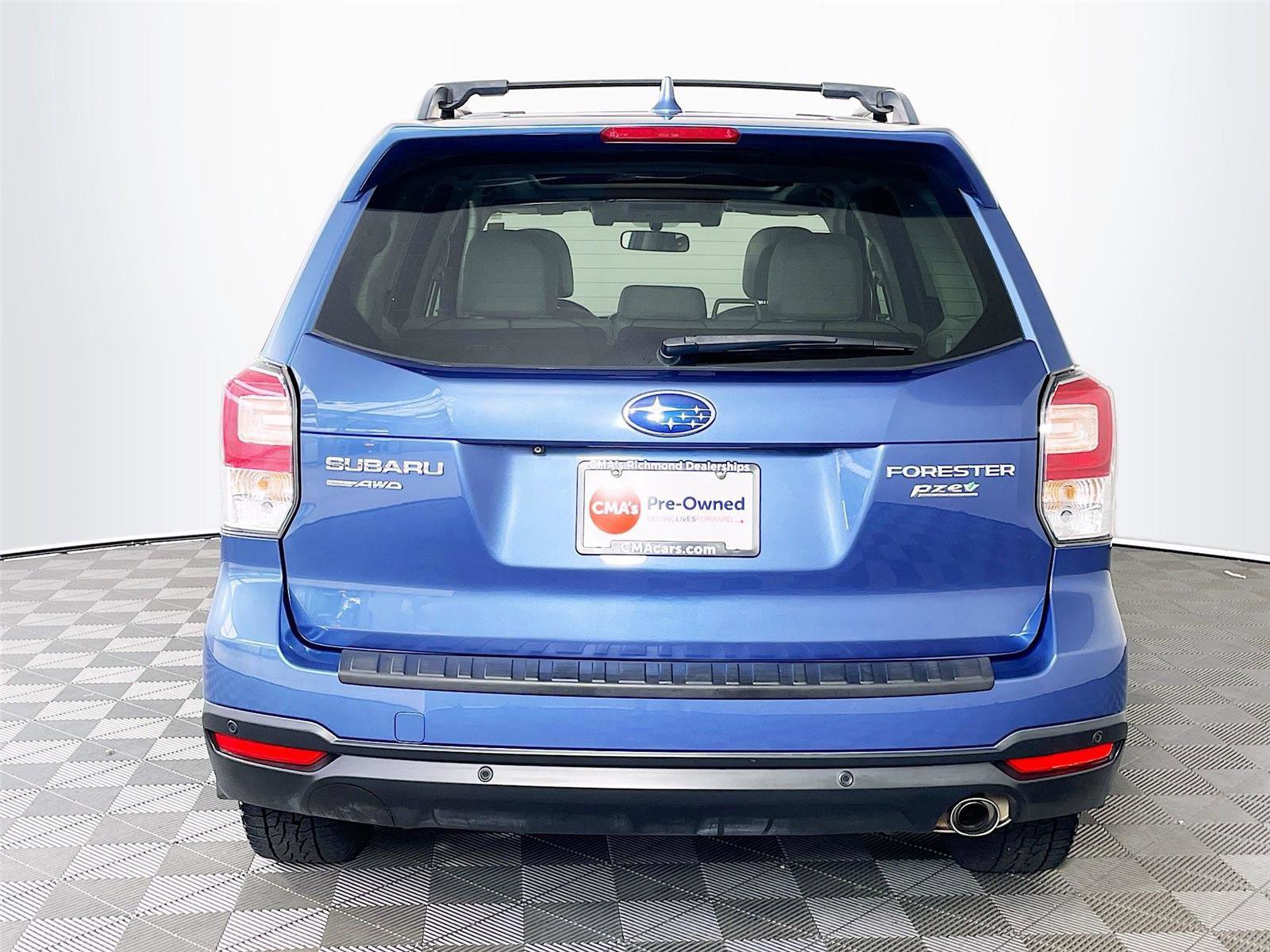 Used 2017 Subaru Forester 2.5i Limited AWD/4WD image 7