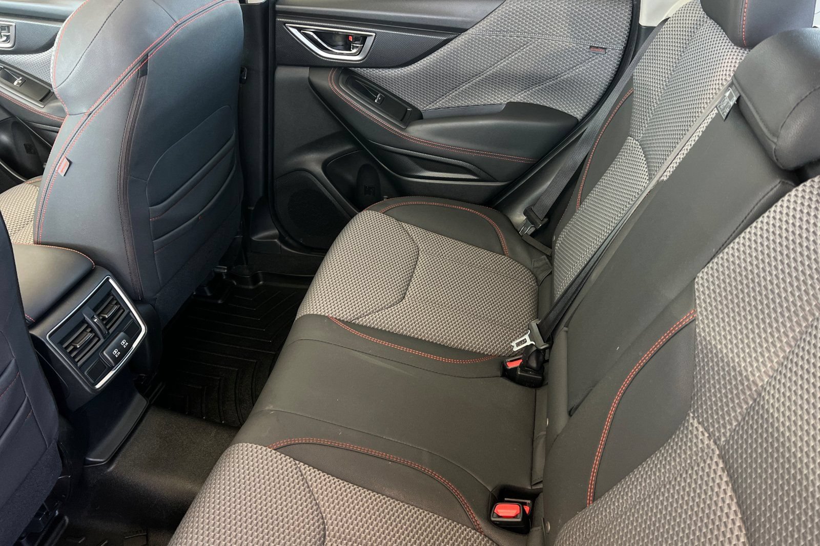 Used 2020 Subaru Forester Sport AWD/4WD image 15