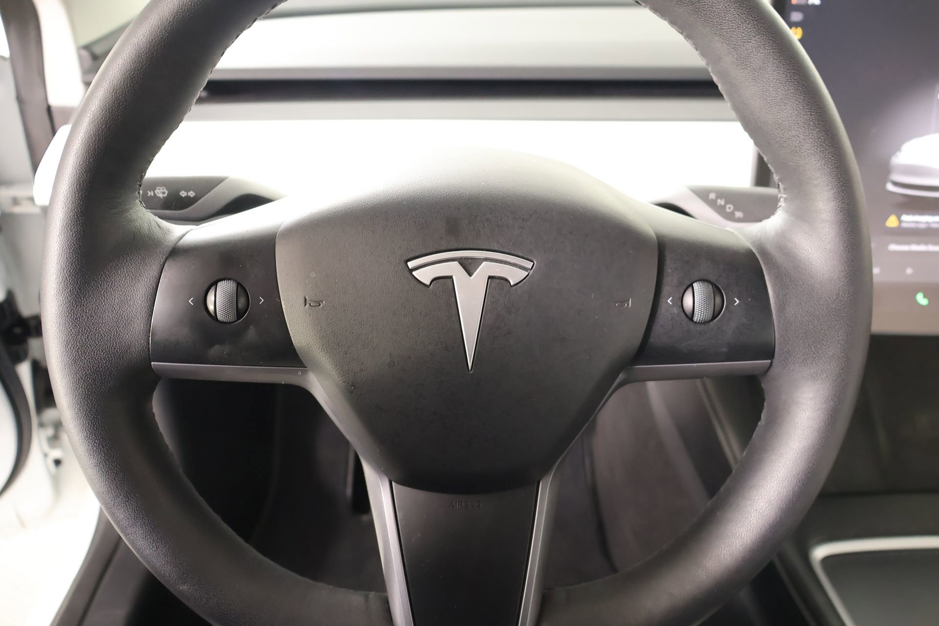Used 2023 Tesla Model 3 Performance image 3