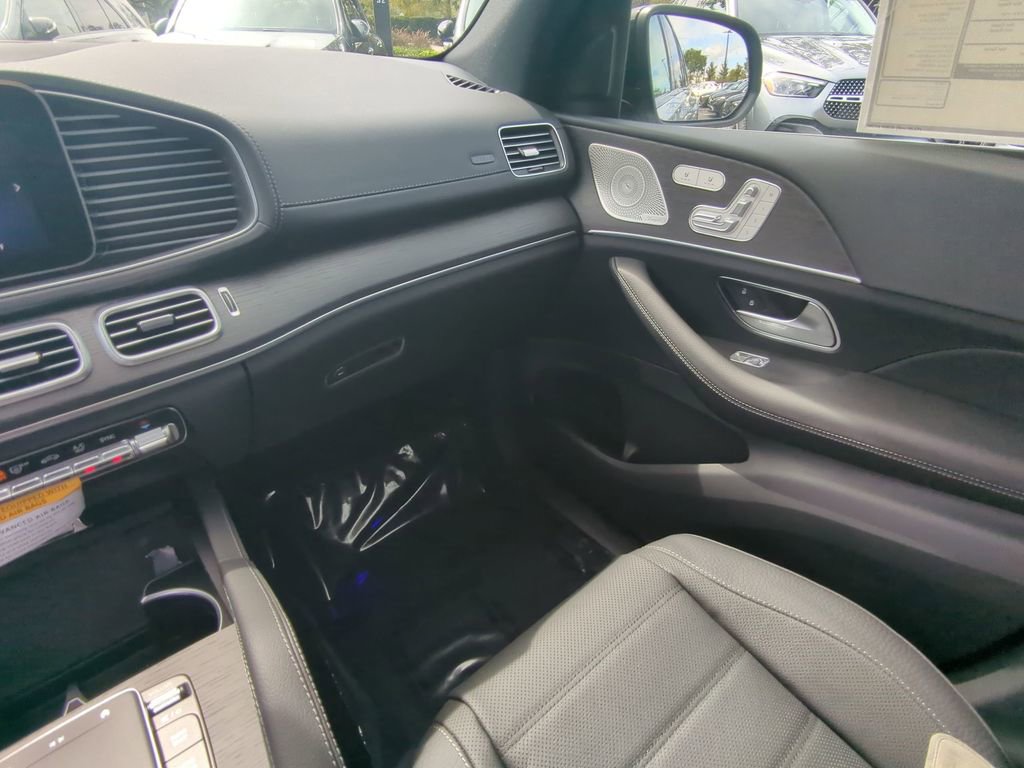 Certified 2026 Mercedes-Benz GLS 450 GLS 450 image 4