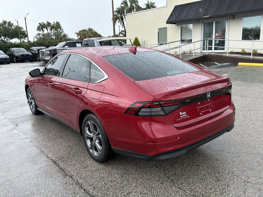 Used 2024 Honda Accord EX image 6