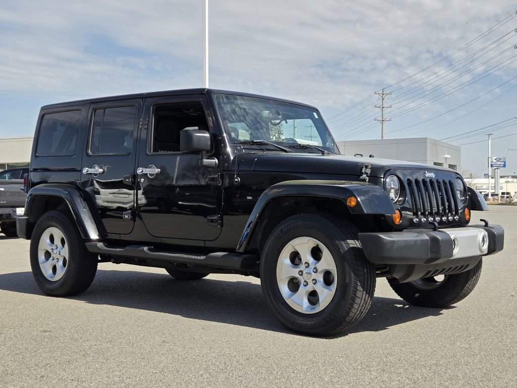 Used 2013 Jeep Wrangler Unlimited Sahara w/ Connectivity Group image 4