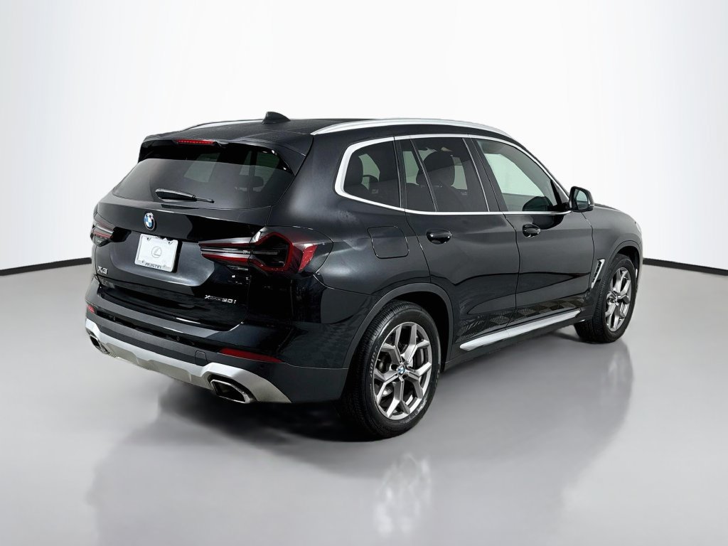 Used 2023 BMW X3 xDrive30i w/ Premium Package AWD/4WD image 5