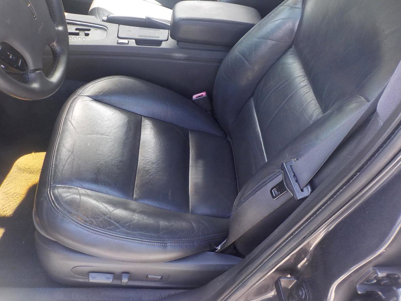 Used 2000 Lincoln LS RWD image 16