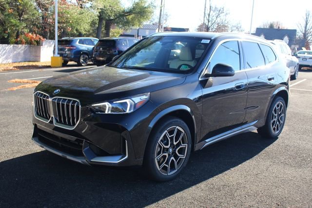 Used 2026 BMW X1 xDrive28i w/ Technology Package image 3