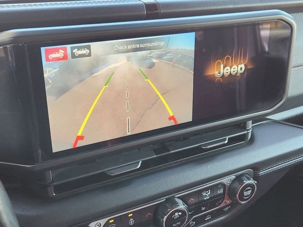 Used 2024 Jeep Wrangler Unlimited Rubicon 392 image 8