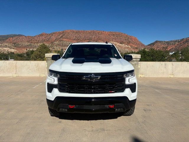 Used 2024 Chevrolet Silverado 1500 LT Trail Boss w/ Protection Package AWD/4WD image 5