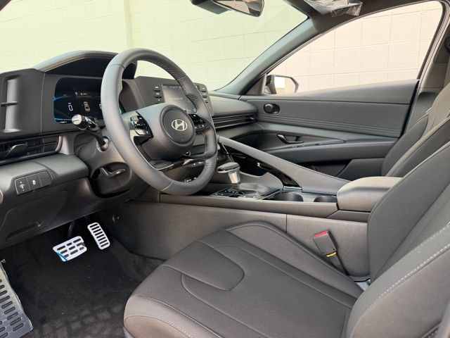 New 2026 Hyundai Elantra SEL Sport Premium FWD image 4