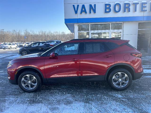 Certified 2023 Chevrolet Blazer LT w/ Convenience Package image 2